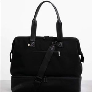 Beis The Weekender Bag in Black